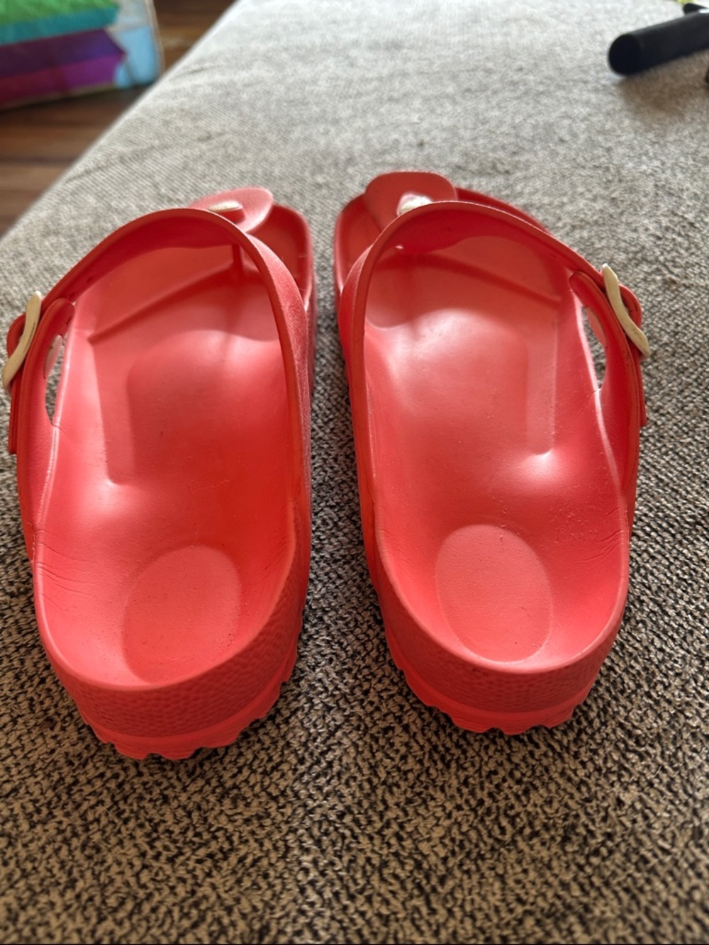 Birkenstock Women's Bright Pink Toe-Post Sandals - Picture 3 of 7